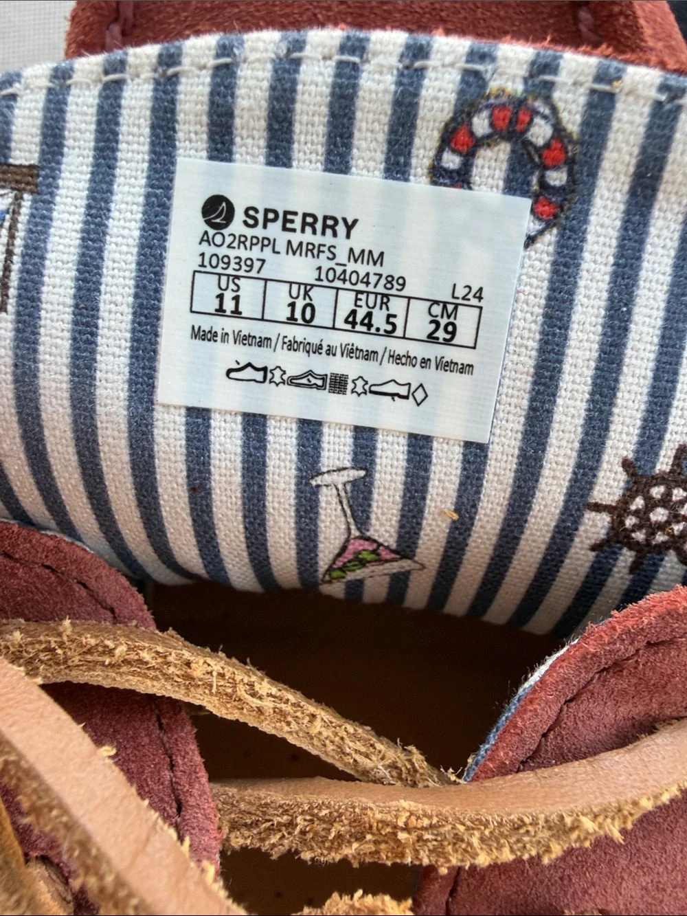Sperry suede upper